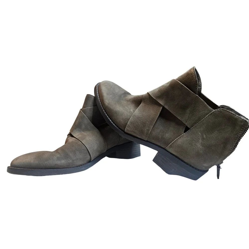 Eileen Fisher Gray‎ Nubuck Leather Crisscross Ankle Booties Boots US 8.5